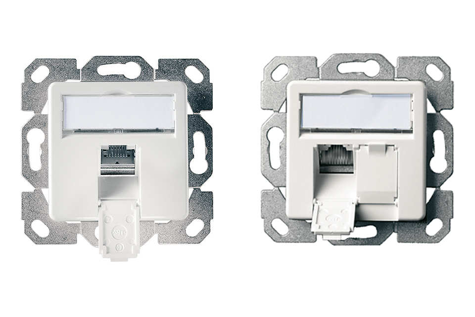 Junction boxes for cable duct installation with dust protection