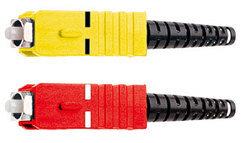 Due connettori a fibre ottiche per fibre polimeriche in rosso e giallo
